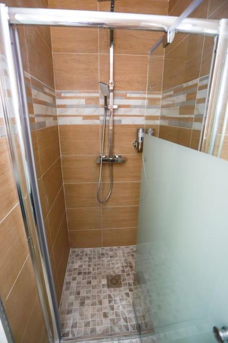 F3 80 M2 Longere Plain Pied Au Centre Auxonne. 빌라 외부 사진
